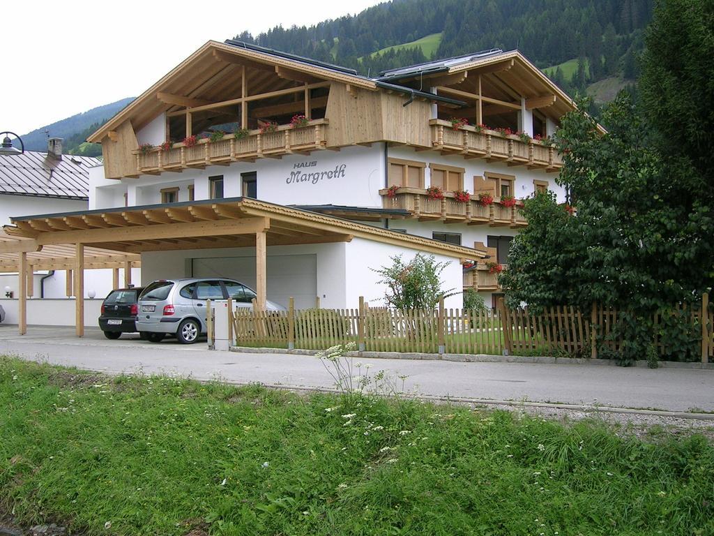 Haus Margreth Apartment Sillian Bagian luar foto