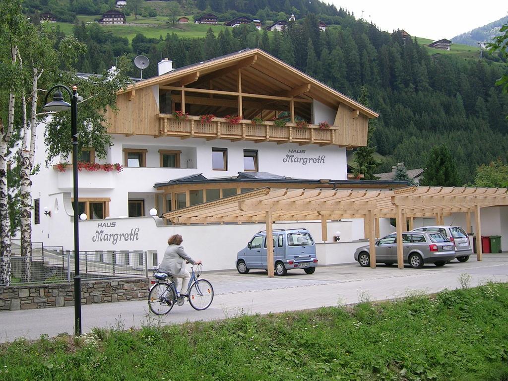Haus Margreth Apartment Sillian Bagian luar foto